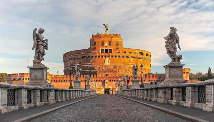 Near The Vatican Apartment